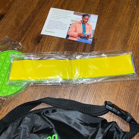 ⭐️Humana Health Fanny Pack Bundle - Picture 11 of 15